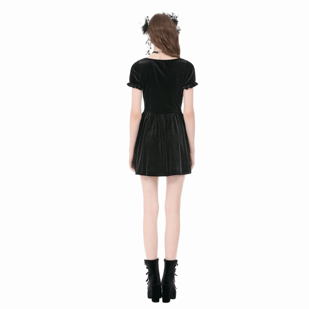 Darkinlove Women's Gothic Lace Patchwork Lace-up Square-cut Collar Dress
