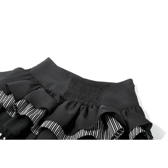 Darkinlove Women's Gothic Multilayer Ruched Skirt with Mesh Tail