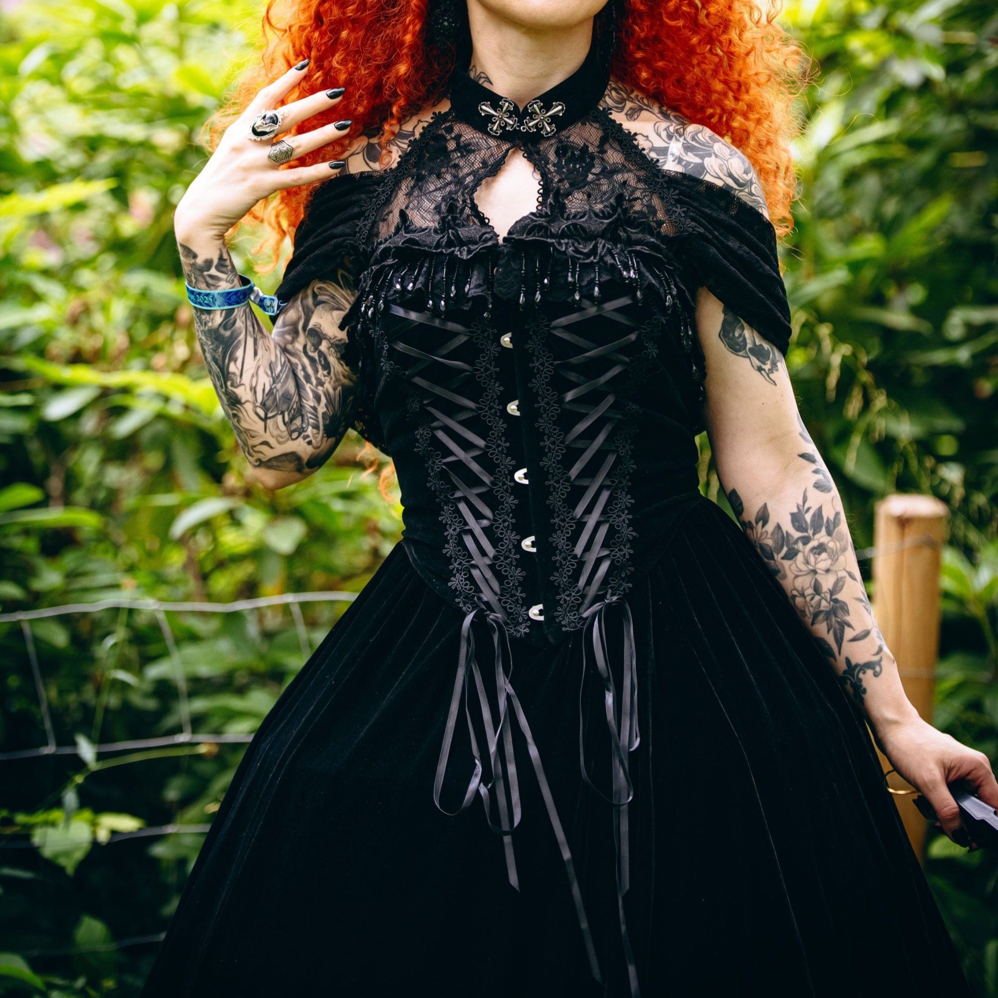 EVA LADY Women's Gothic Off-the-shoulder Lace-up Velvet Gown Dress