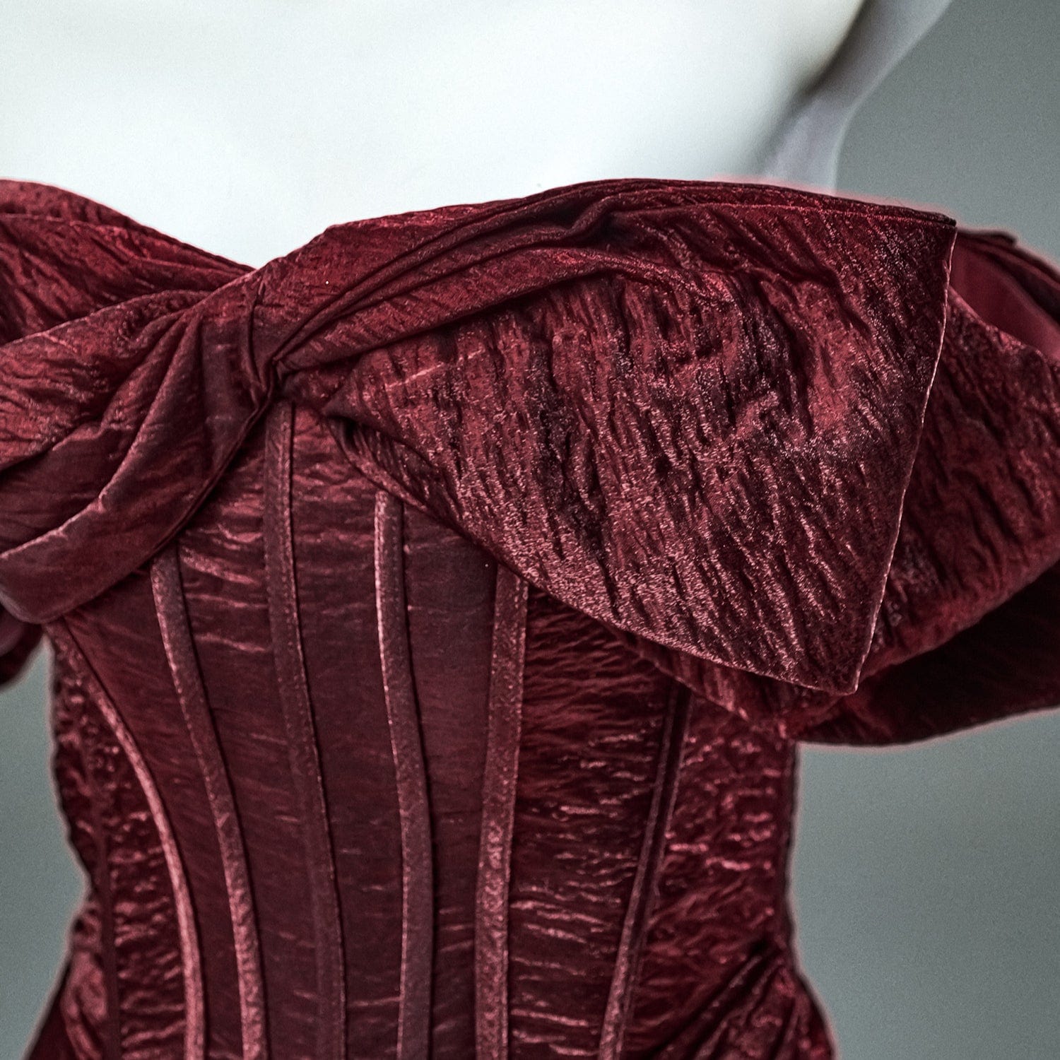 Kobine Custom-made Gothic Bowknot Lacing-up Strapless Tuxedo Red Gown