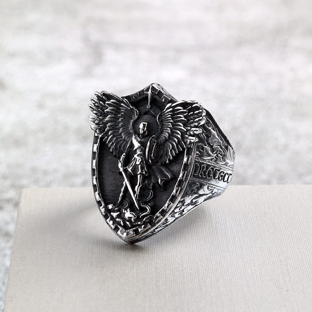 Kobine Men's Punk Angel Shield Ring