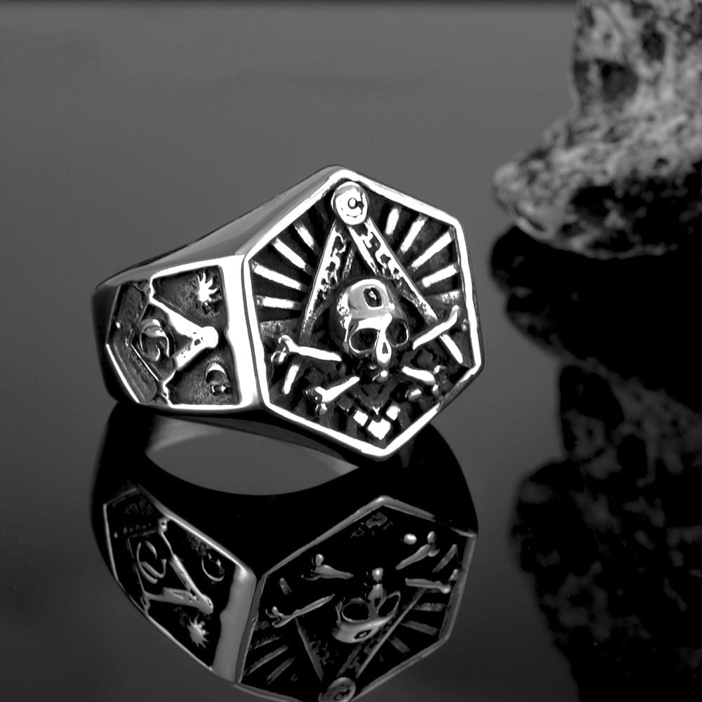 Kobine Men's Punk Hexagon Skull Carved Ring