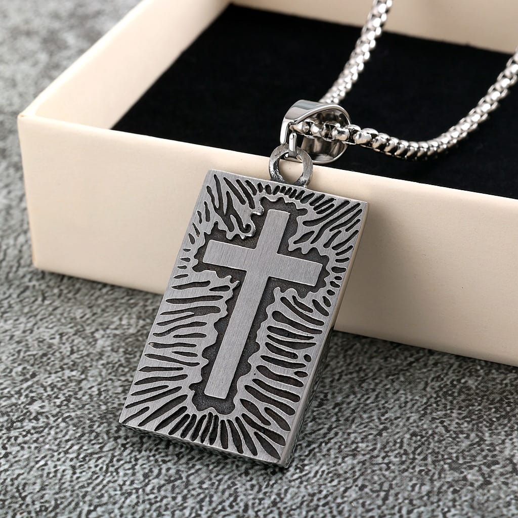Kobine Men's Punk Skull Human Necklace