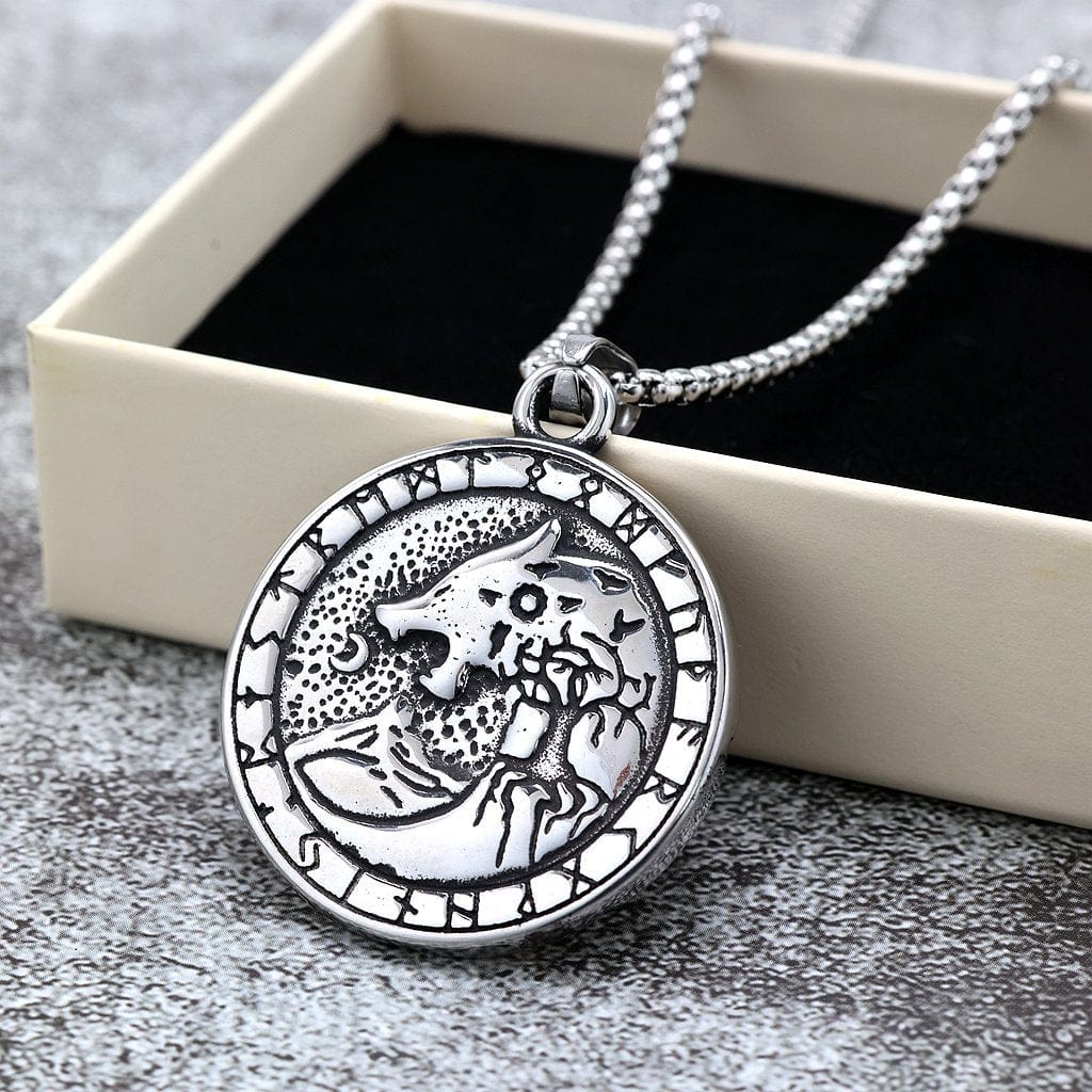 Kobine Men's Punk Wolf Head Geometric Necklace