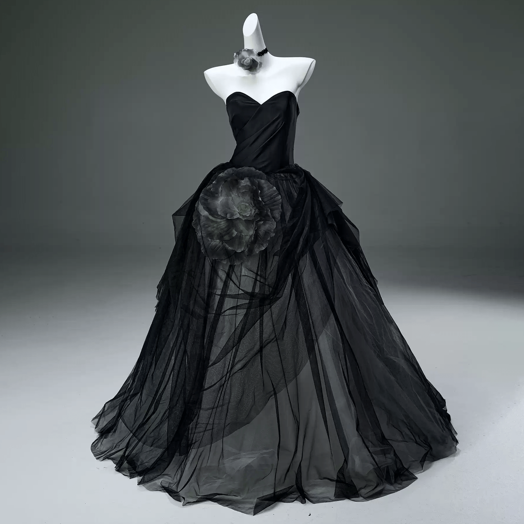 Kobine Women's Custom-made Gothic Big Rose Multi-layer Strapless Gown Wedding Dress