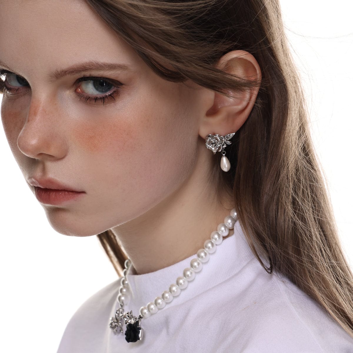 Kobine Women's Lolita Double Rose Pearl Necklace