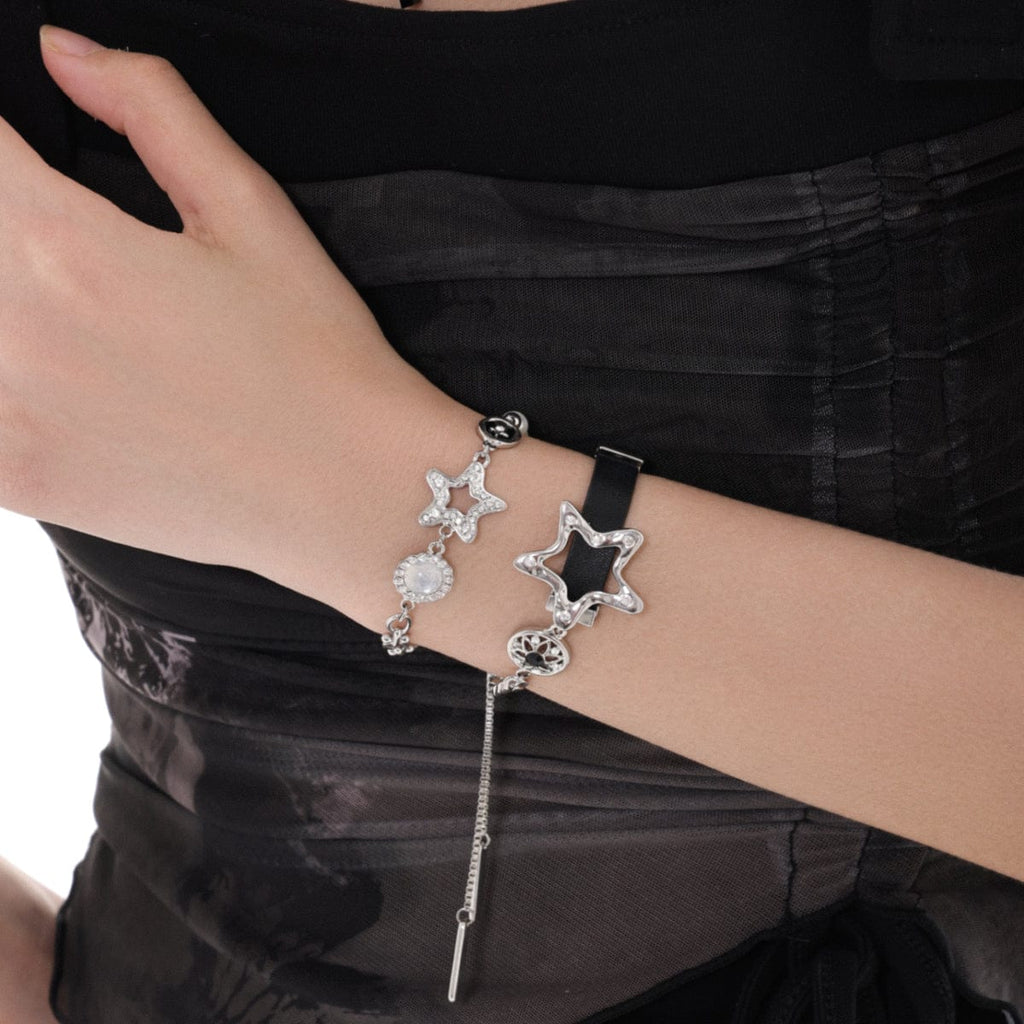Kobine Women's Punk Diamante Star Bracelet