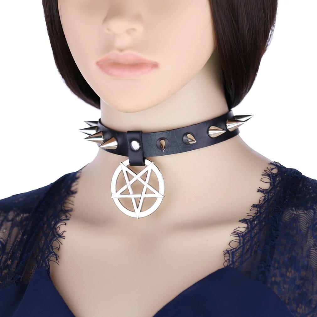 Kobine Women's Punk Star Studded Choker
