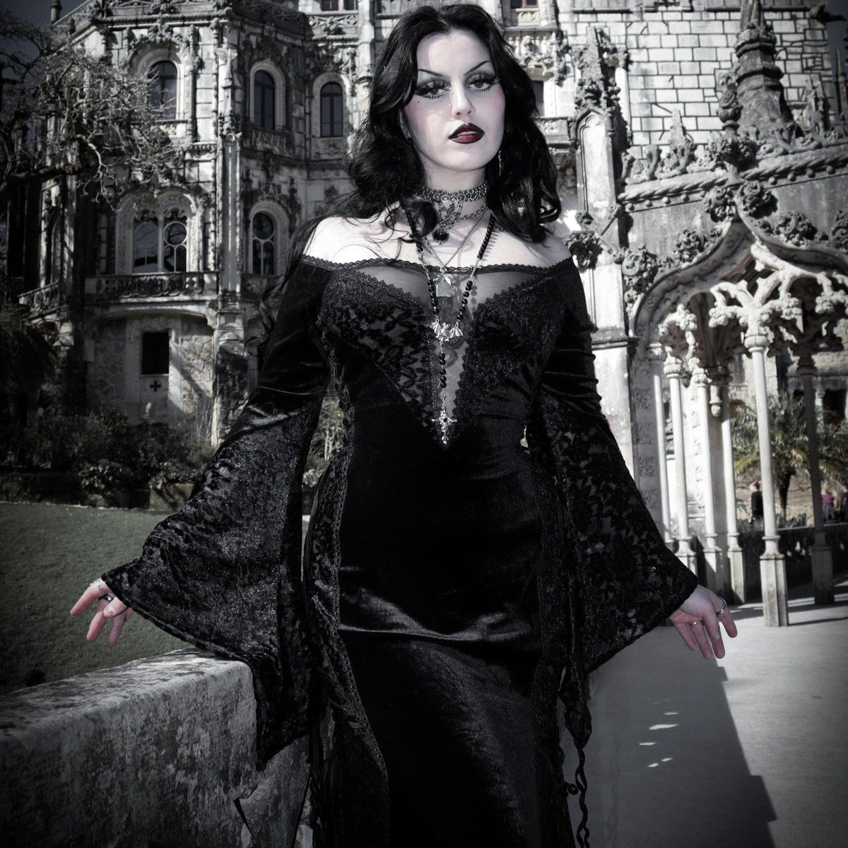goth dress lace Widow Gothic Lace Bustier Long Sleeve Maxi Gown
