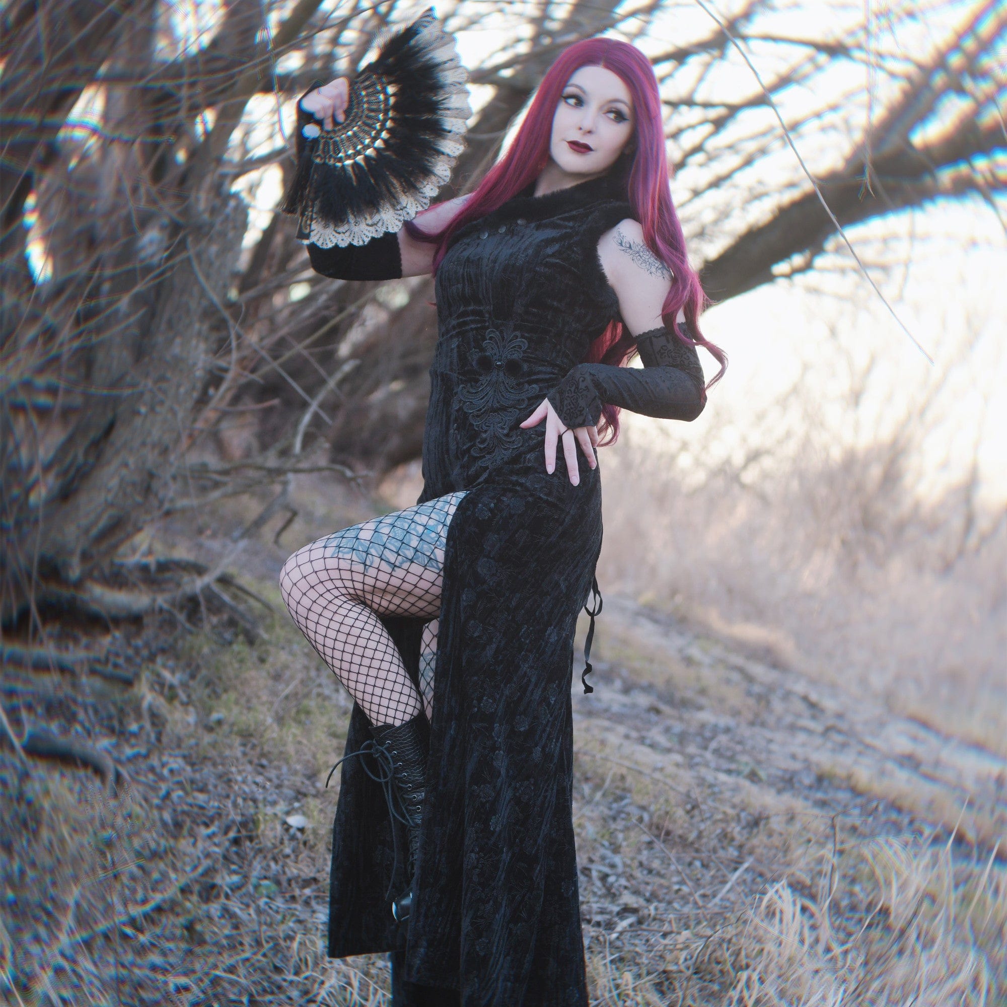 PUNK RAVE Women's Gothic Split Embossed Velvet Prom Dress with Oversleeves