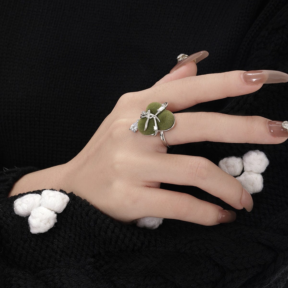 Kobine Women's Grunge Flocking Moss Zircon Ring