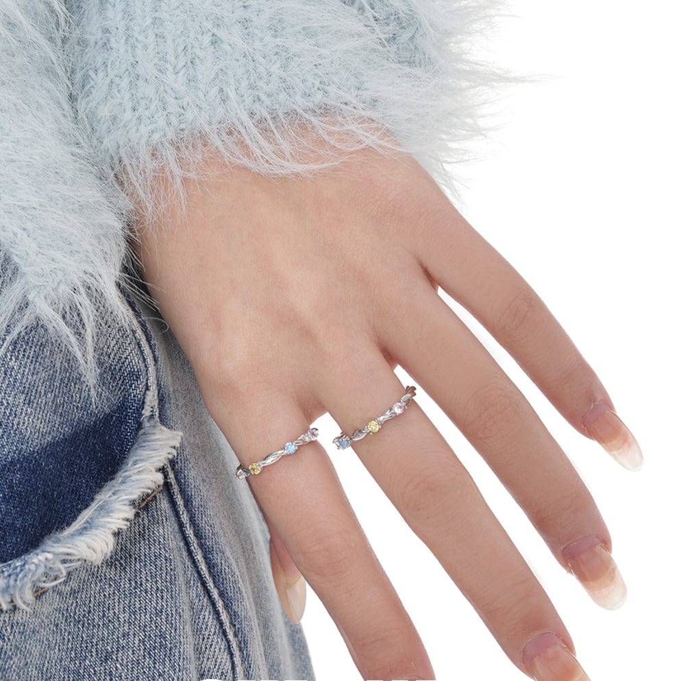 Kobine Women's Grunge Twining Beaded Ring