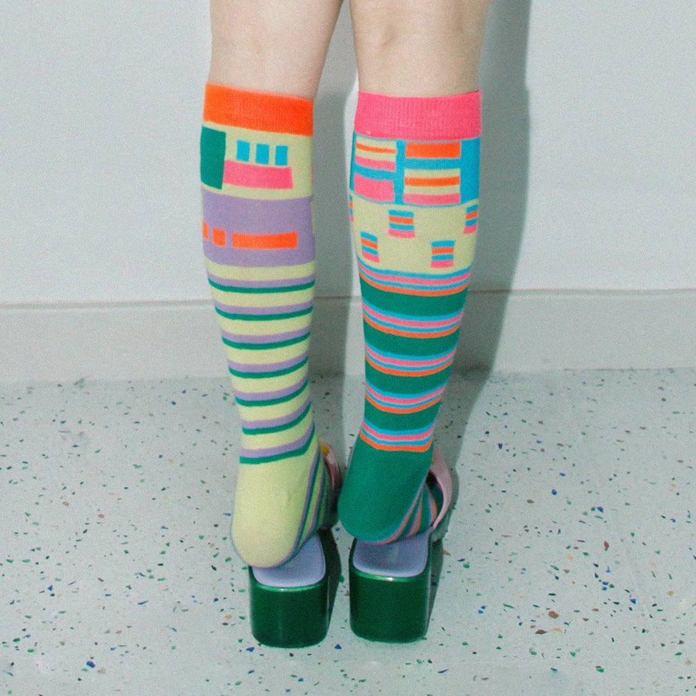 Pink Kawaii Women's Stripes Asymmetrical Knee-high Socks