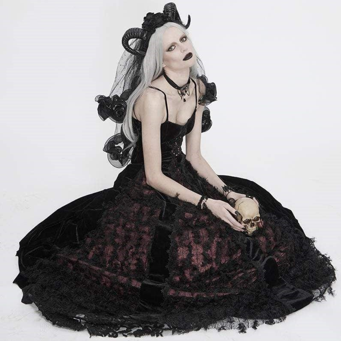 готические черные платья