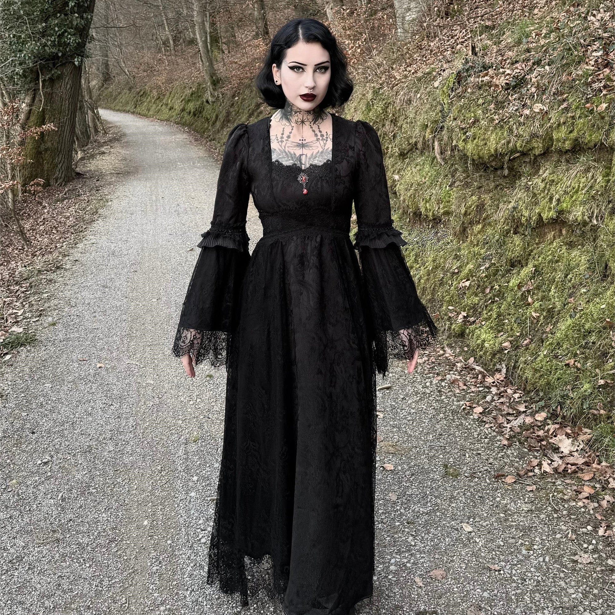 Darkinlove Women's Gothic Floral Embroidered Lace Splice Wedding Dress