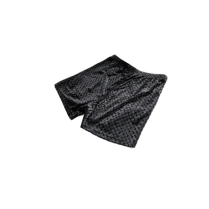 Darkinlove Women's Gothic Floral Lace Patchwork Embossed Velvet Shorts