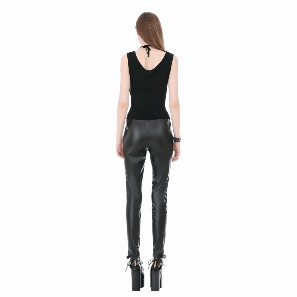 Canotta da donna Darkinlove con scollo all'americana e ritagli a forma di ragno gotico.