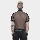 Camisa de malla con bolsillos pequeños y estampado de balas y remaches para hombre de DEVIL FASHION, estilo punk.