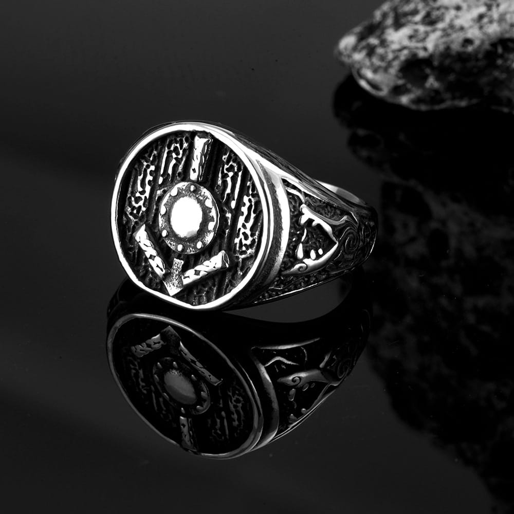 Kobine Men's Punk Antiqued Round Shield Carved Signet Ring