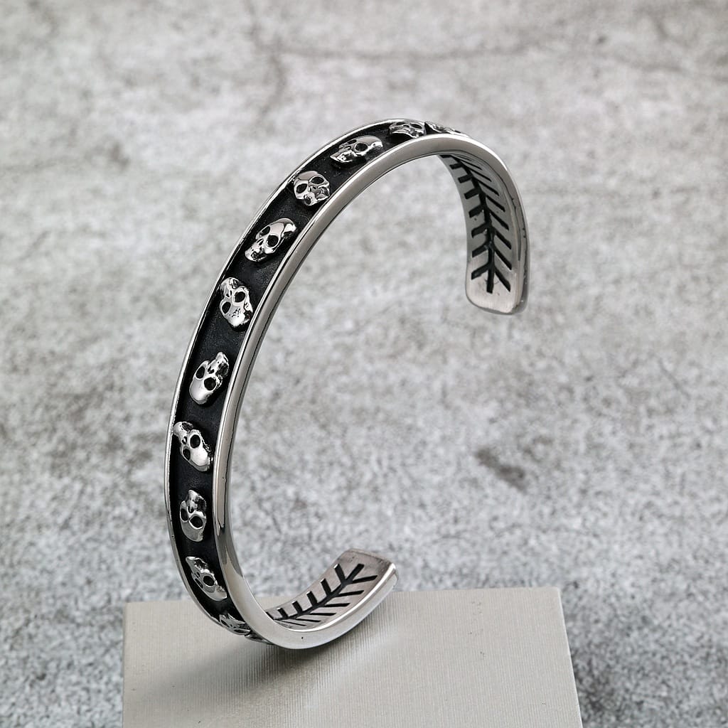 Kobine Men's Punk Antiqued Skull Open Cuff Bracelet