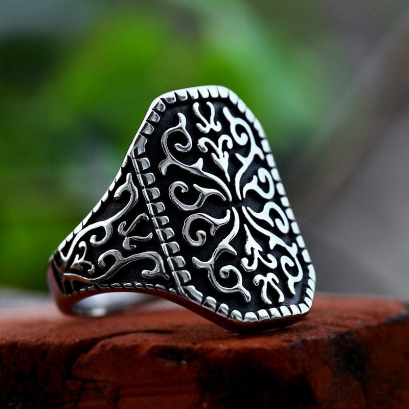 Kobine Men's Punk Totem Carving Ring