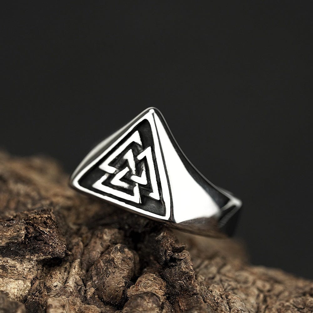 Kobine Men's Punk Triangular Ring