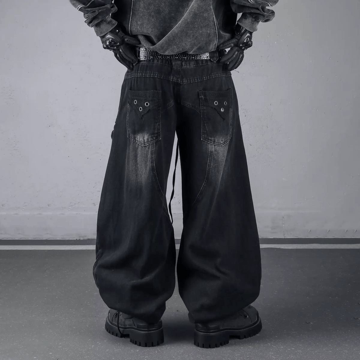 Kobine Men's Techwear Strappy Ruched Wide Leg Denim Cargo Pants
