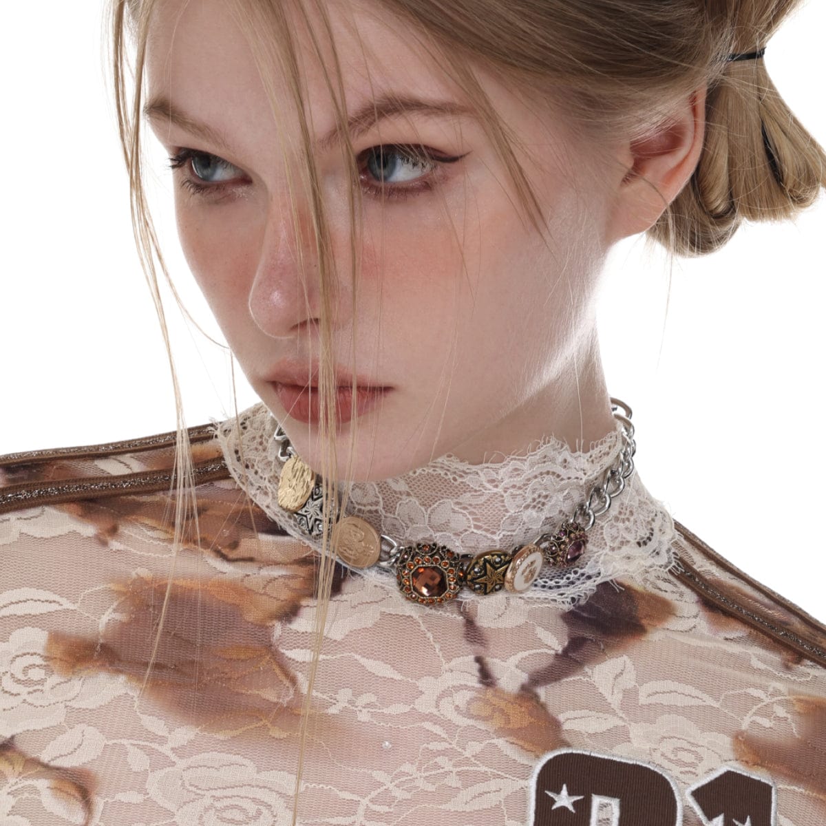 Kobine Damen-Halskette mit Gothic-Knopf