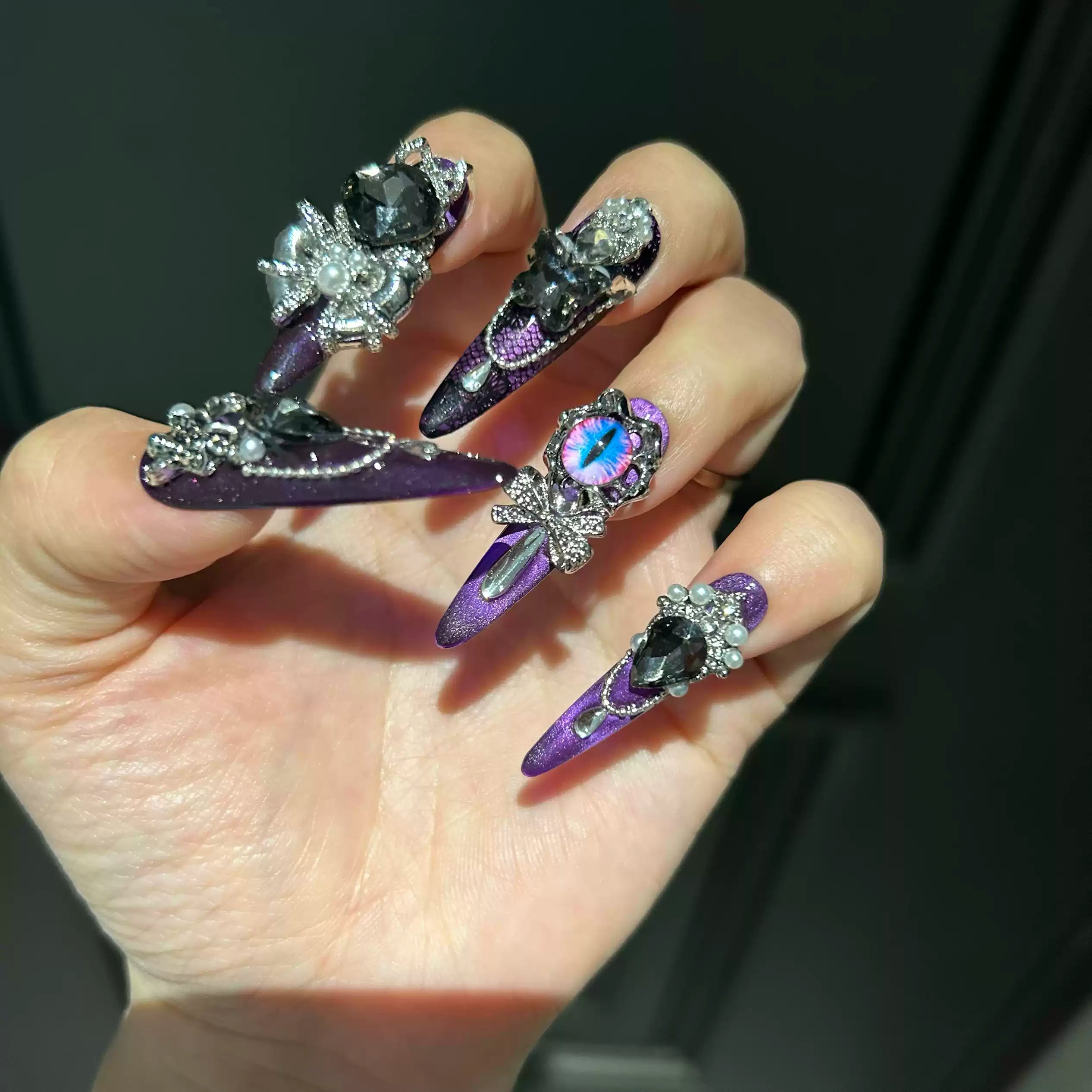 Kobine Women's Gothic Eyes Diamante Nail Patch