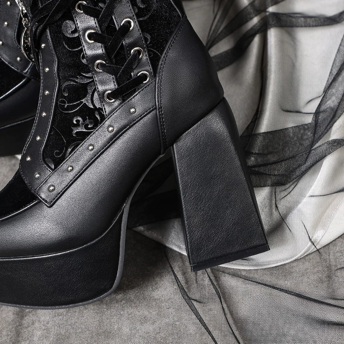 Kobine Women's Gothic Studded Lace-up Zipper Platform Ankle Boots