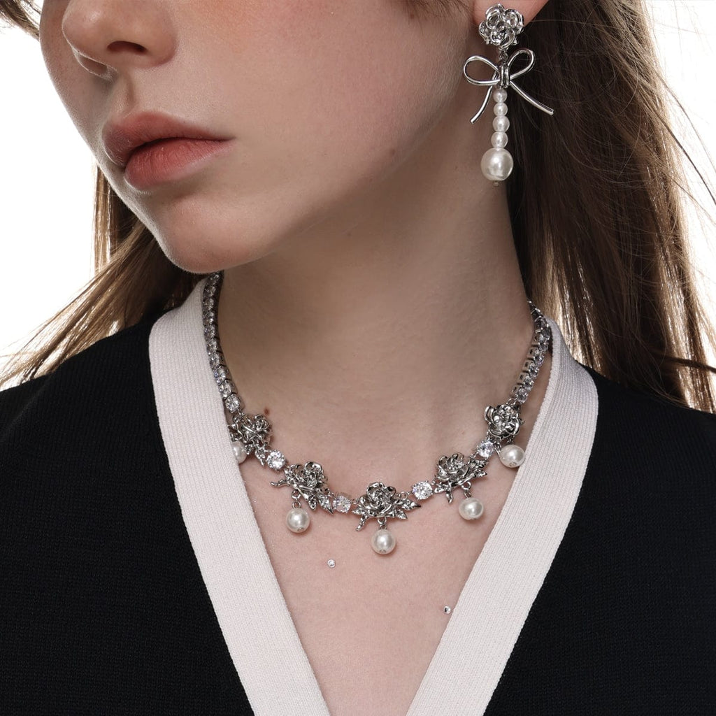 Kobine Women's Lolita Beaded Metal Rose Necklace