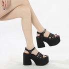 Kobine Damen-Plateausandalen mit Punk-Ausschnitt und Schnalle