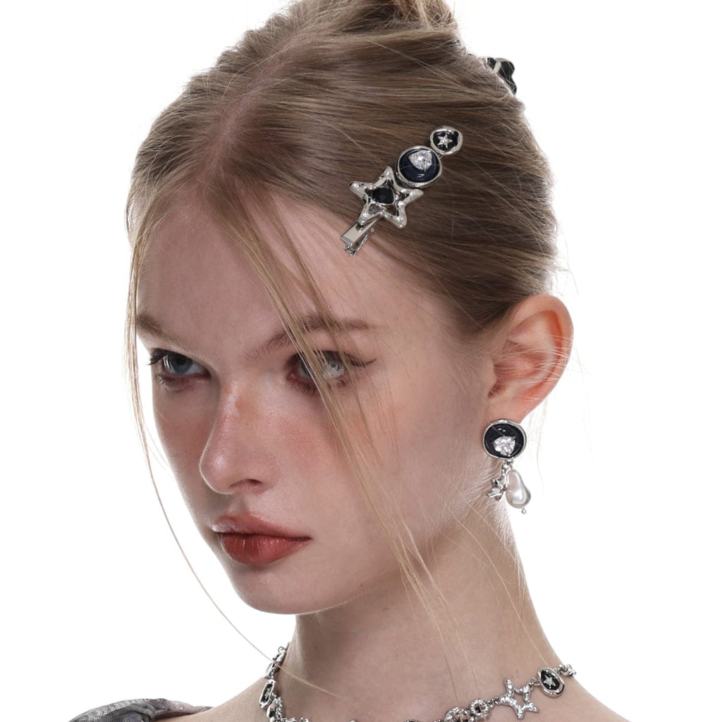 Kobine Women's Punk Star Baroque Pearl Earrings