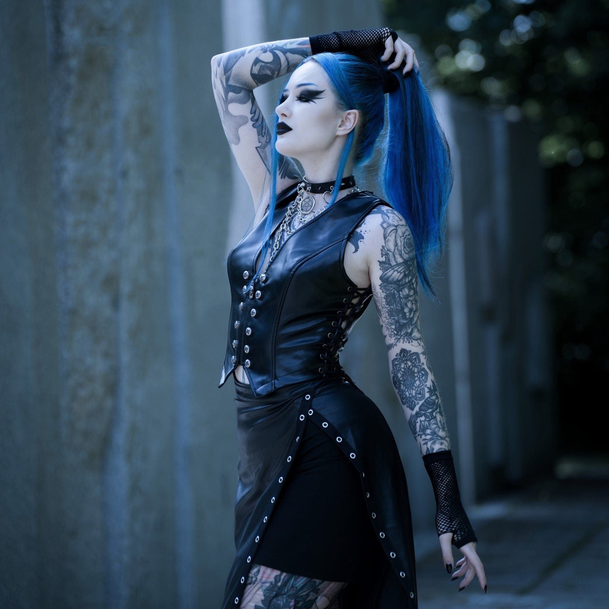Pinsonic Big Vest ブラック レディース完売人気 Ultimate Ultra Premium Leather Side Lace Concealed Pocket Vest