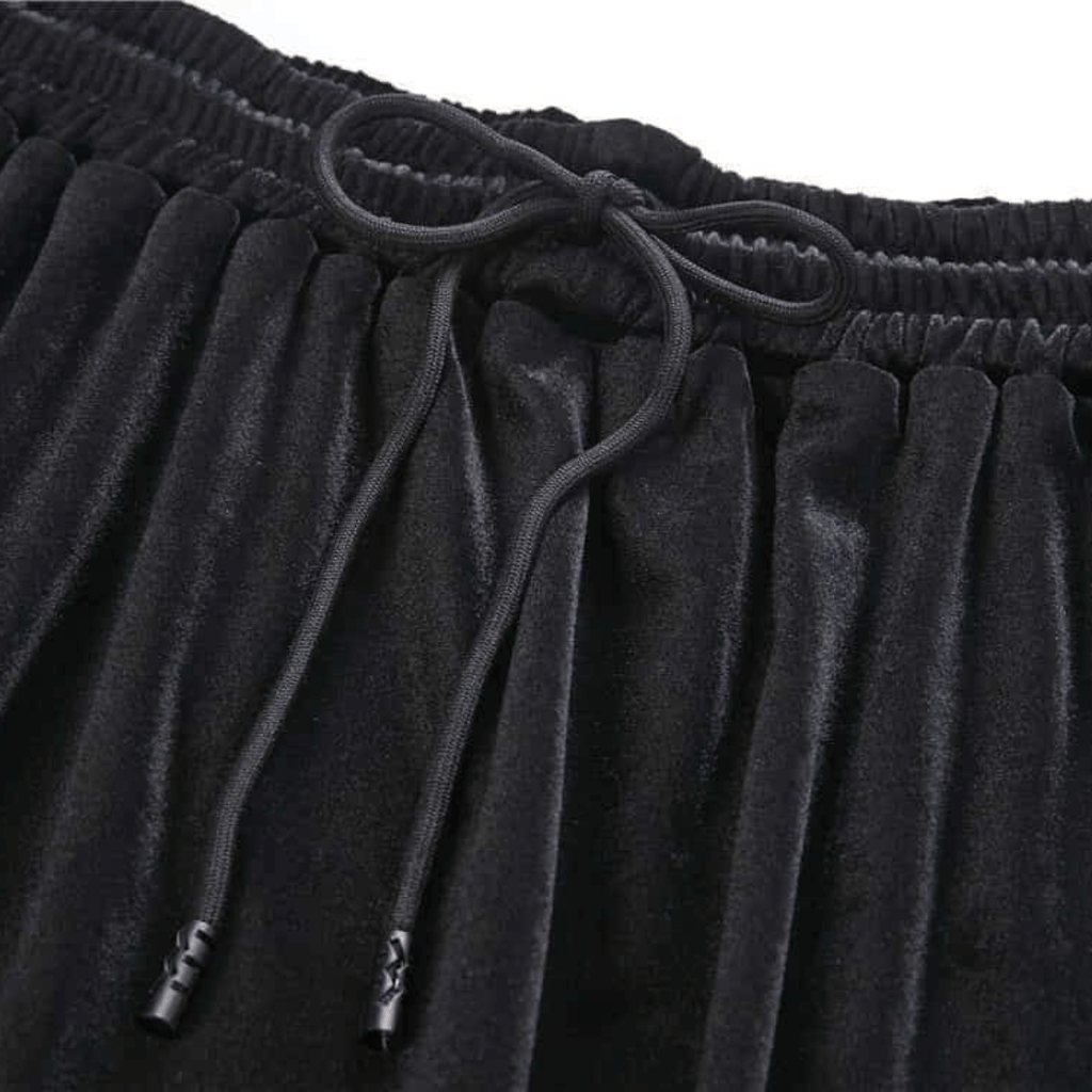 Darkinlove Women's Elaborate Lace & Velour Skirt