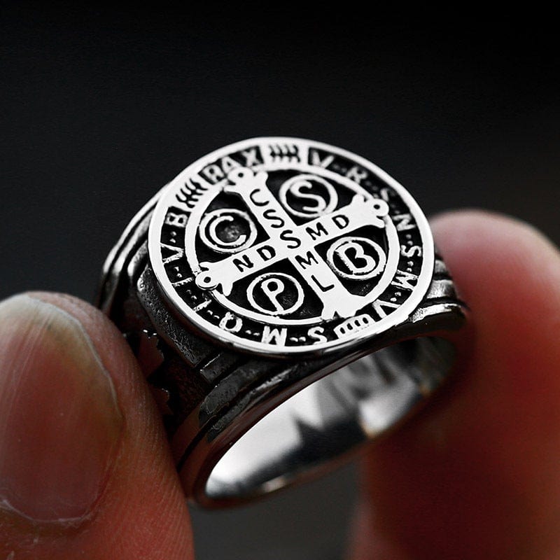 Kobine Men's Punk Letter Carved Ring
