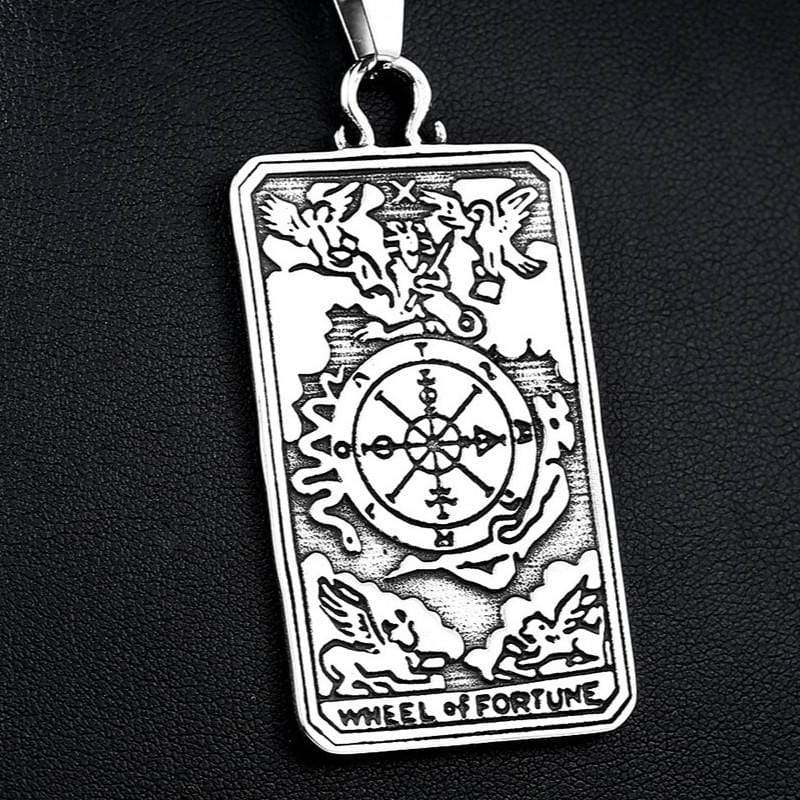 Collares de tarot punk para hombre