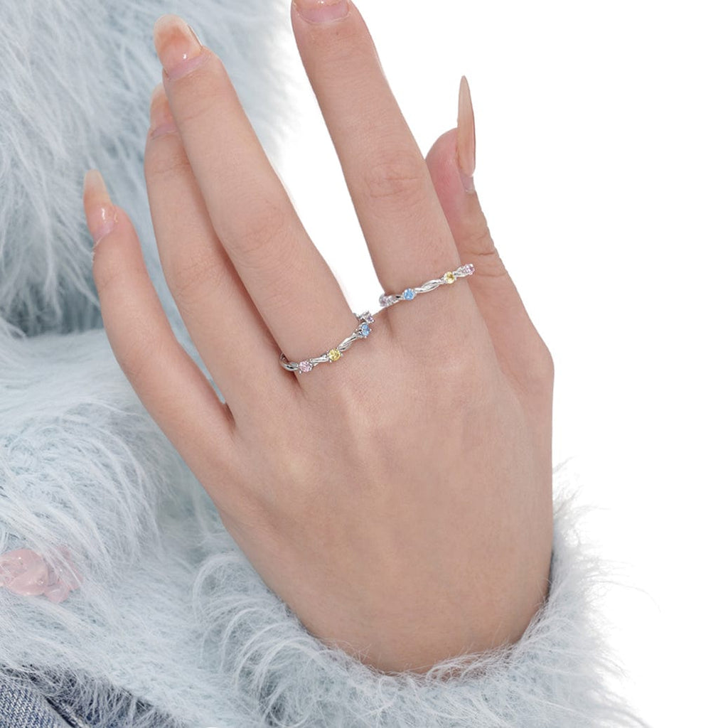 Kobine Women's Grunge Twining Beaded Ring