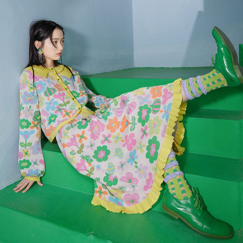 Pink Kawaii Women's Chromatic Floral Printed Ruffled Cardigan