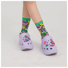 Rosa Kawaii Damensocken mit schönen Blumen