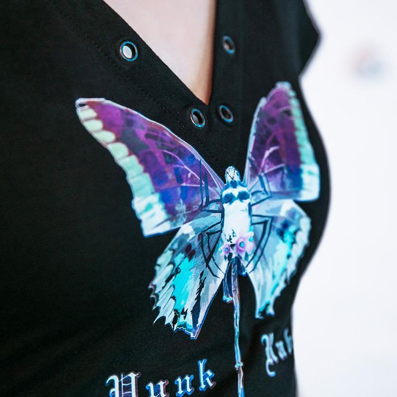 Women's V-neck Eyelets Butterfly Pattern Fitted T-shirts