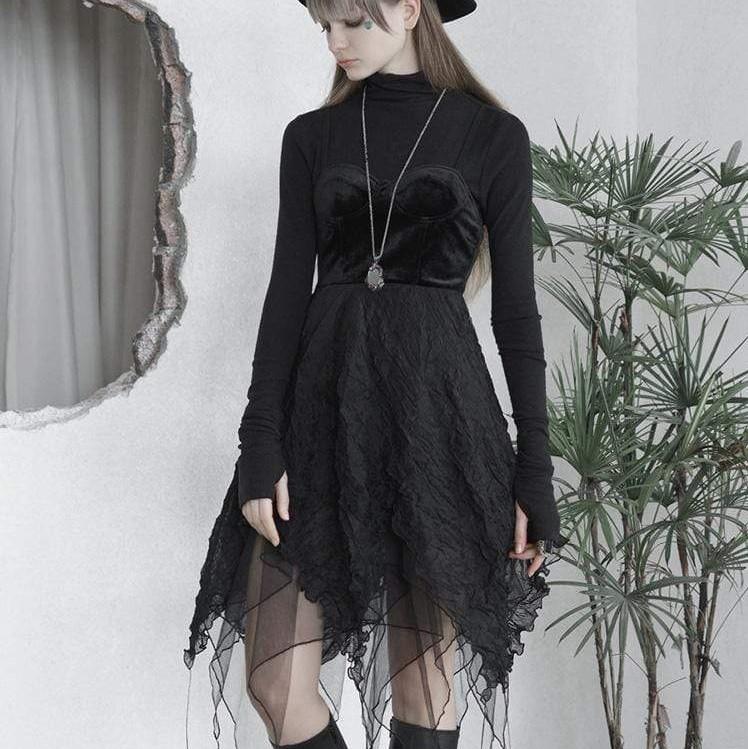Women's Wrinkle Lace Hem Velvet Dresses – Punk Design