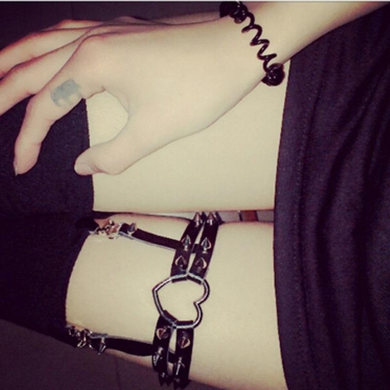 Women's Punk Rivet Heart PU Leather Leg Ring Garter