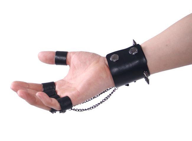 Men's Black Skull Metal Chain Gloves With Removable Finger Rings