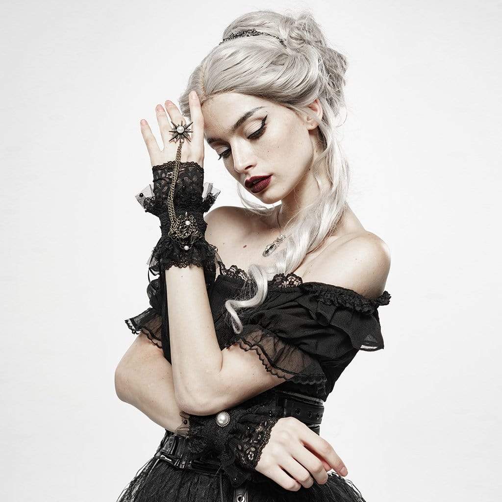 Gothic Outfit Ideas! The Apiologist sustainable fashion, Sapphire Studios  Goth earrings & rings, Skandinavik gloves.