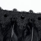 PUNK RAVE Gothic-Umhang mit Riemchen und Federn für Damen